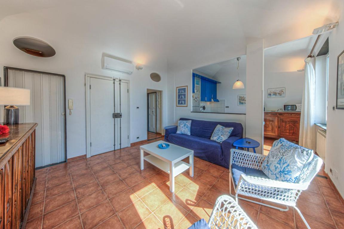 Casa Iris Confort E Mare A Due Passi คาโมยลี ภายนอก รูปภาพ