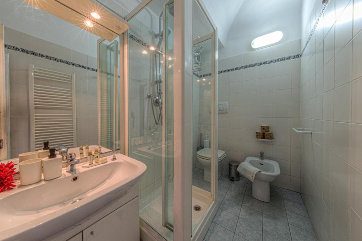 Casa Iris Confort E Mare A Due Passi คาโมยลี ภายนอก รูปภาพ